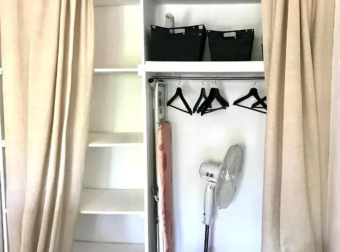Daire Vacances Avec Piscine Et Entree Autonome Dans Jolie Jusqu'a 4 Personnes *