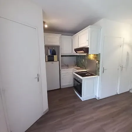 Vacances Avec Piscine Et Entree Autonome Dans Jolie Jusqu'a 4 Personnes Apartment Serignan